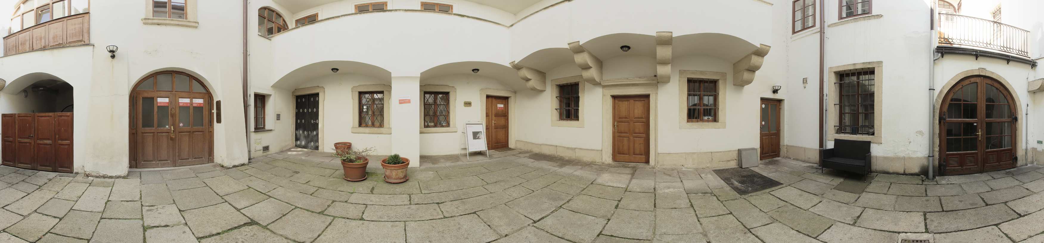 dvorky/25/panoramas/panorama_1.jpg