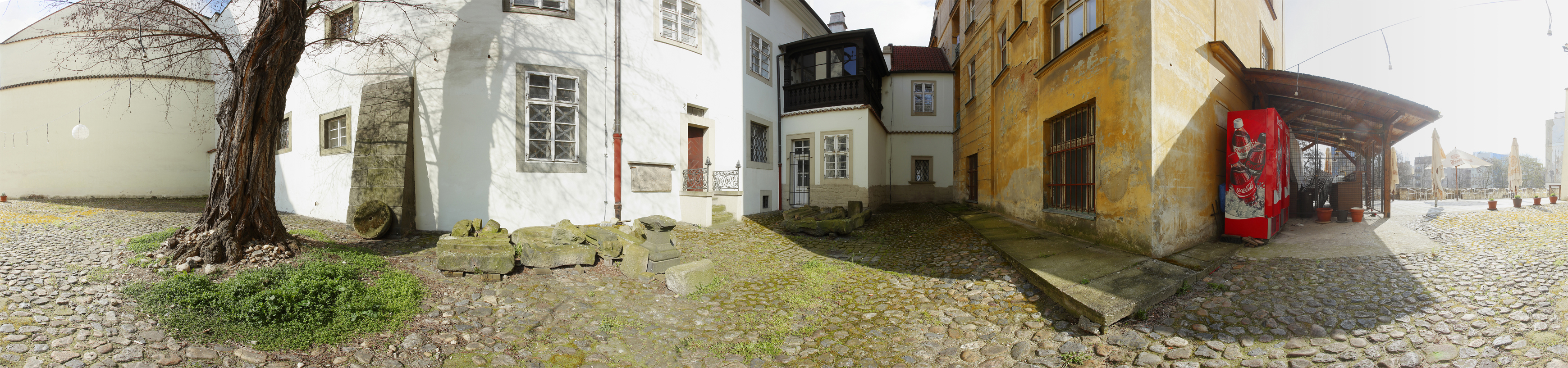 dvorky/3/panoramas/panorama_1.jpg