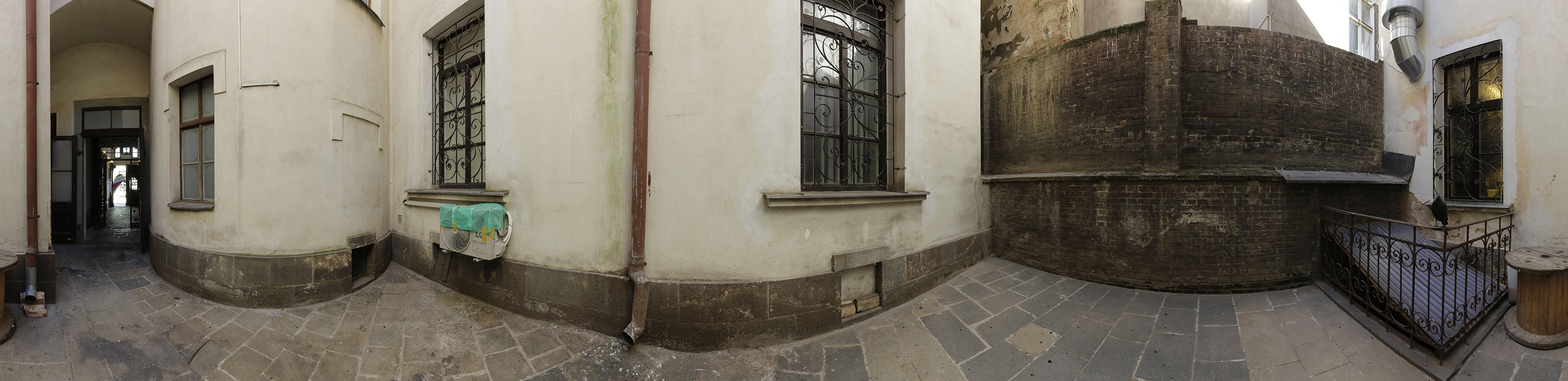 dvorky/32/panoramas/panorama_1.jpg