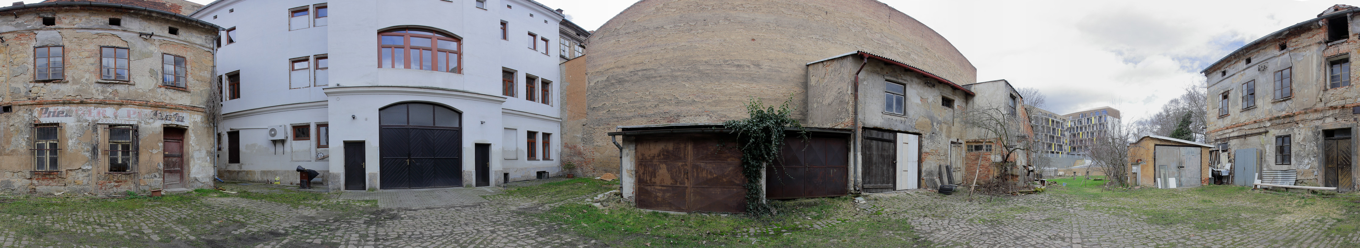 dvorky/39/panoramas/panorama_1.jpg