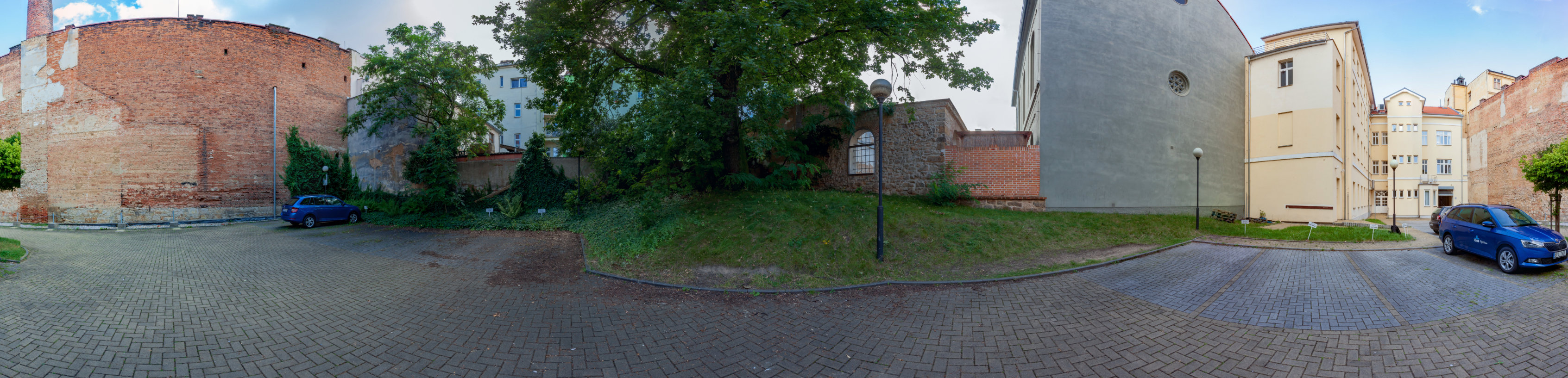 dvorky/46/panoramas/panorama_1.jpg