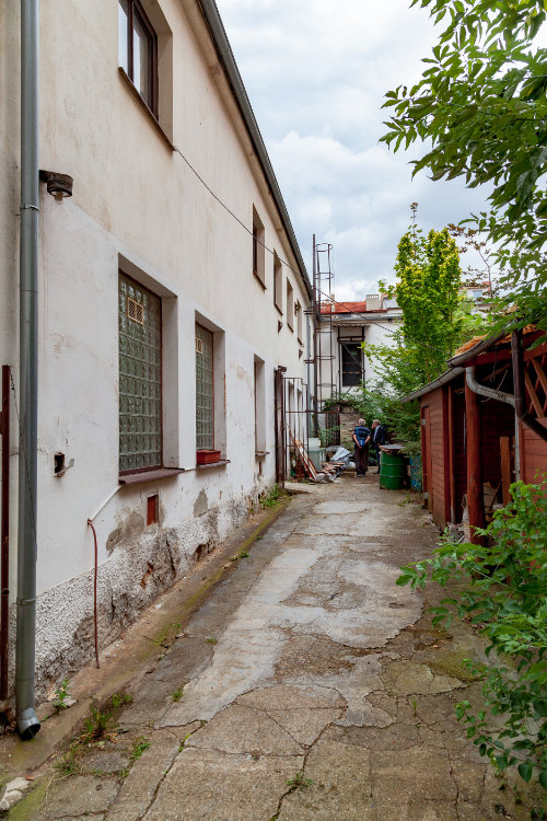 Farského 4                                                                                          
