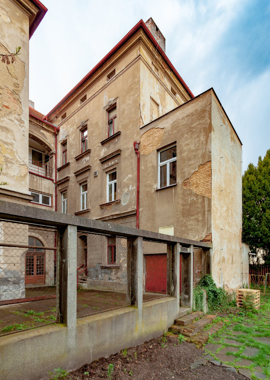 Plachého 6                                                                                          