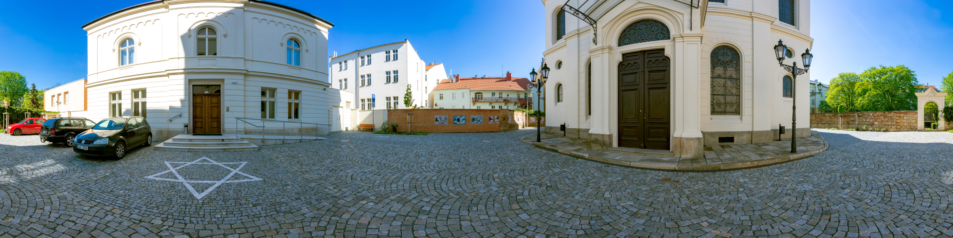 dvorky/62/panoramas/panorama_1.jpg