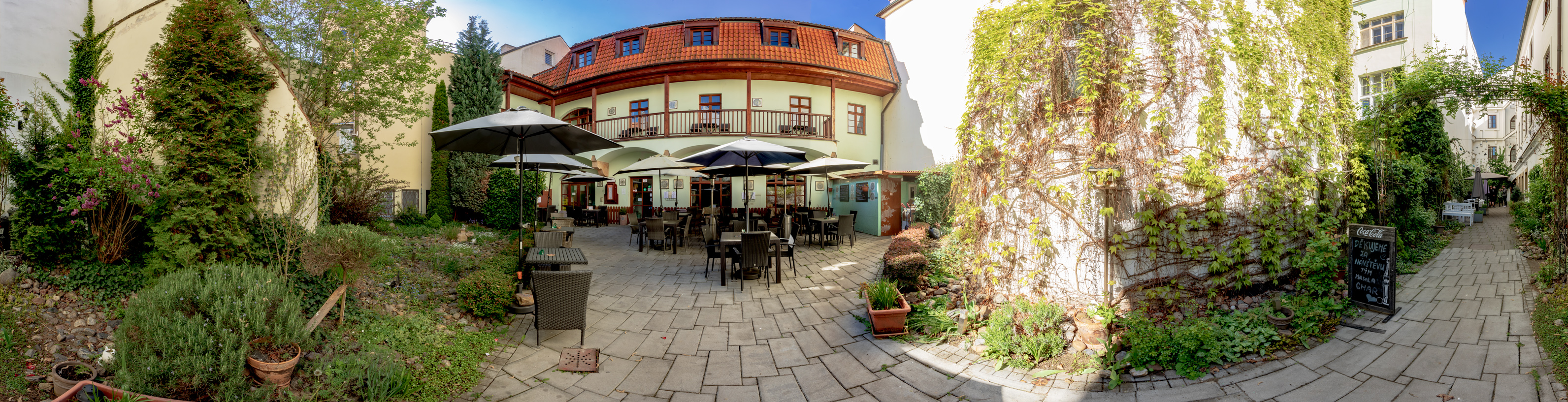 dvorky/67/panoramas/panorama_1.jpg