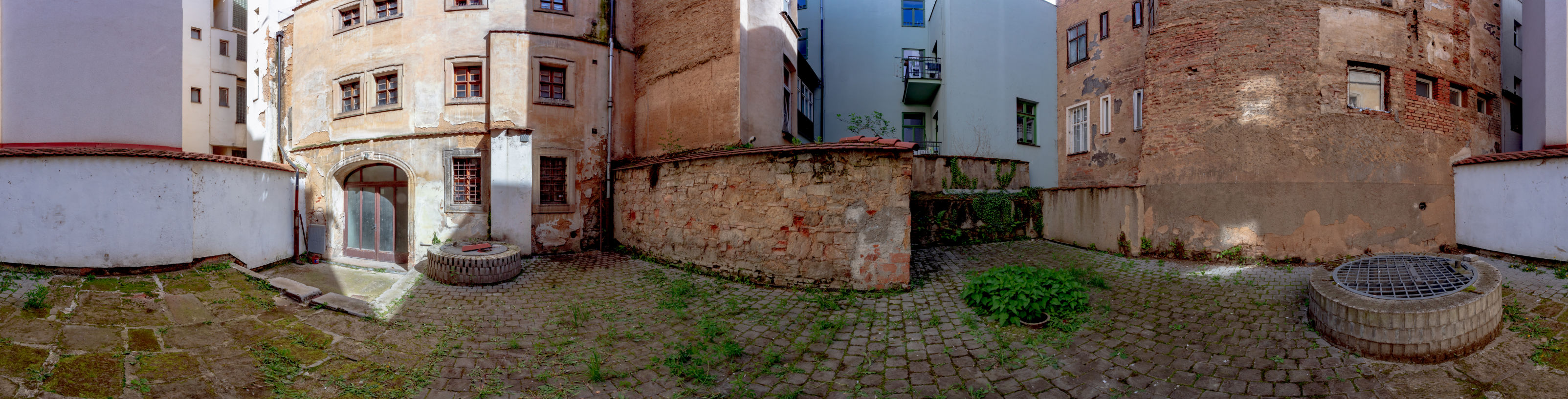 dvorky/68/panoramas/panorama_1.jpg